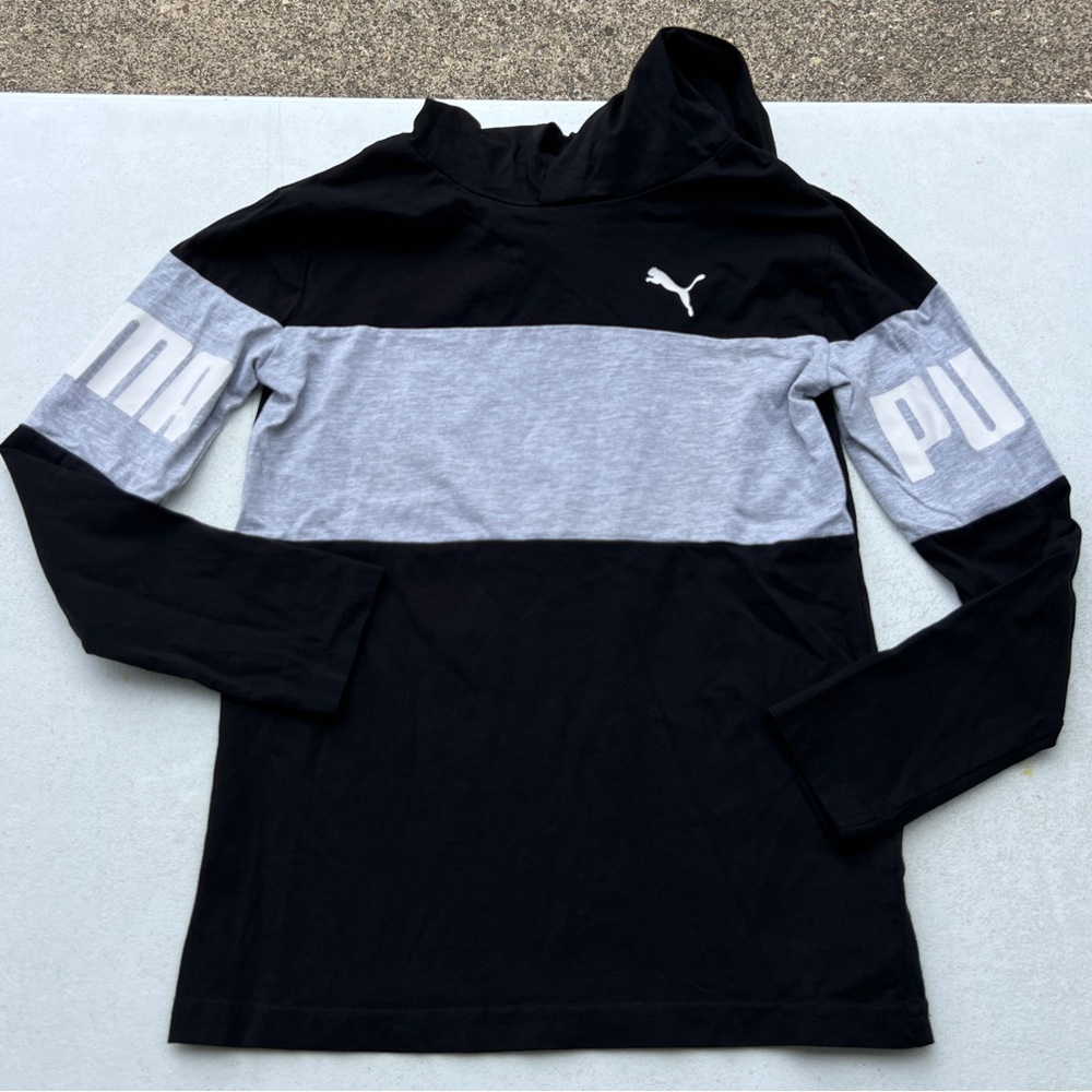 PUMA Hooded Light Long Sleeved Shirt Size Med